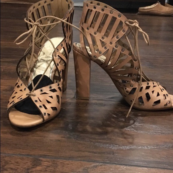 Jessica Simpson Heels - Picture 2 of 3